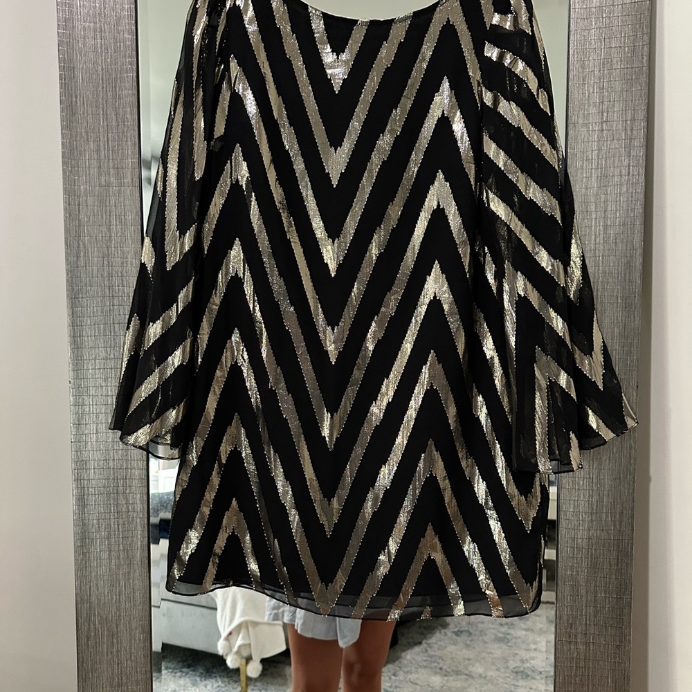 Alice & Trixie Black and Gold Chevron Dress size L